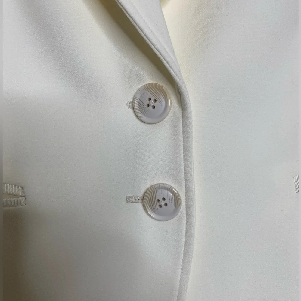 PAIGE Chelsee Notch Collar Blazer in Ecru Size S - Picture 4 of 7